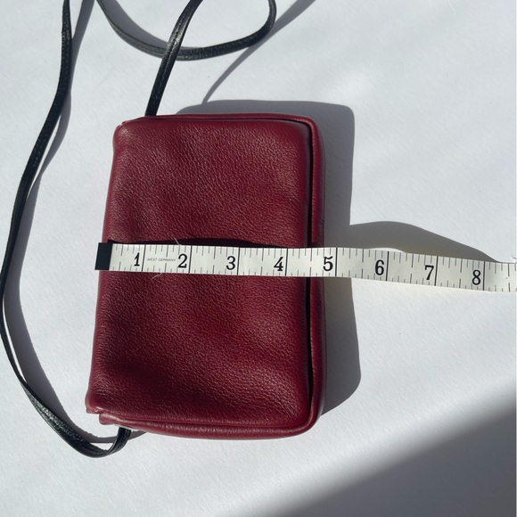 NWOT Handmade Spirit Of The Wild Red Healing Hands Small Crossbody - Picture 9 of 9